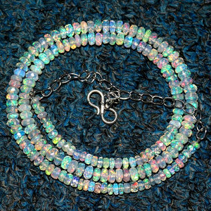 Collier et bracelet en perles d'opale éthiopienne blanche naturelle facettée de 3 mm à 5 mm, avec fermoir à homard, certifié IGI - Product Image 1