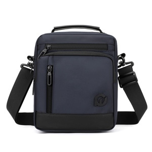 Nouveau sac à bandoulière en polyester pour homme, sac à main décontracté et tendance, sac bandoulière pour activités de plein air, style carré vertical, sac pour garçon - Product Image 2