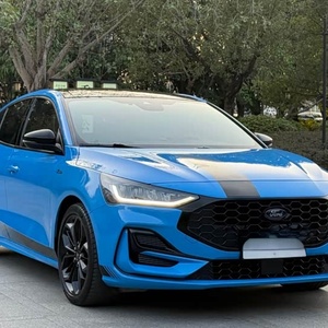 <span class=keywords><strong>Ford</strong></span> <span class=keywords><strong>Focus</strong></span> EcoBoost 180 Auto S 2022 |   Style inspiré de <span class=keywords><strong>RS</strong></span> |   Suspension sportive |   Accents bleus - Product Image 1