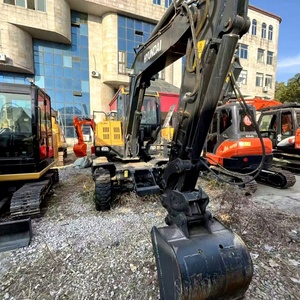 Excavatrice Hyundai R60W d'occasion fiable de 6 tonnes pour les applications agricoles et de construction légère - Product Image 1