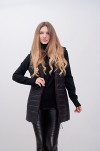 Veste matelassée longue pour femme avec capuche et fermeture éclair. Élégant, léger et polyvalent. Fonctionnel et élégant. - Product Image 1