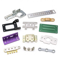 Composants de support métalliques estampés sur mesure en acier inoxydable de forme spéciale pour accessoires de quincaillerie de précision en gros