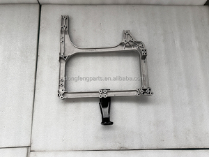 Prix de gros Pièces pour camions de transport Support gauche de garde-boue arrière 8403075-C6103 à vendre - Product Image 6