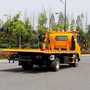 Camión de Rescate de Plataforma Plana de 5 Toneladas con Chasis Isuzu y Elevador de Ruedas - Product Image 3