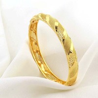 Bijoux pour Femme de Luxe Style Arabe du Moyen-Orient, Nouveauté Bracelets Joncs en Cuivre Plaqué Or 24K de Dubaï avec Gravure et Totem Floral Ajouré