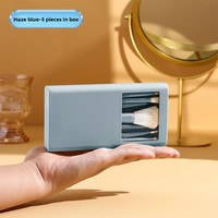 Mini ensemble de pinceaux de maquillage portable pour débutants 5 pièces outil complet avec pinceaux à poudre de cheveux synthétiques ultra doux dans une boîte de rangement