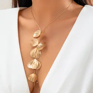 Europe And The United States Niche Ginkgo Leaf Fringe Necklace Sweet Cool Style Design Sense Of Retro Pull Collar Jewelry