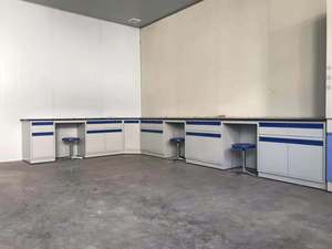 Banco da Lavoro Interamente in Acciaio per Laboratorio Ospedaliero con Armadietti Portautensili e Lavello Design Moderno Resistente alla Corrosione - Product Image 5