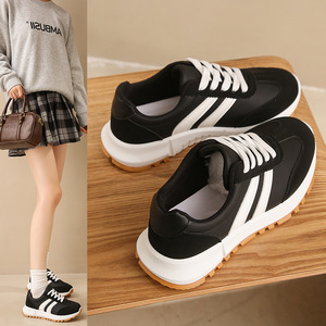 Nuove <span class=keywords><strong>Scarpe</strong></span> Sportive da <span class=keywords><strong>Donna</strong></span> 2026, <span class=keywords><strong>Scarpe</strong></span> Versatili per Ragazze, Sneakers Casual con Lacci per Studentesse, <span class=keywords><strong>Bianche</strong></span> e Nere, Taglie 36-42 - Product Image 2