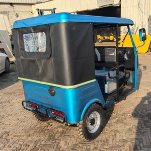 Mototaxi Triciclo Abierto Motorizado Personalizado con Llanta de Repuesto, Larga Distancia, Durabilidad, Transporte Urbano, Gasolina, Tuk Tuk - Product Image 4