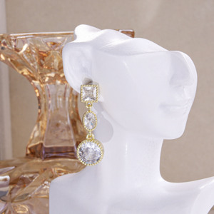 CM takı pirinç zirkon 14K altın kaplama küpe Aretes De Oro Laminado kadınlar moda küpe bırak saplama küpe papyon kalp - Product Image 4