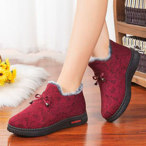<strong>Women's</strong> Winter Thickened Slip-On Cloth Shoes Plush Fleece Lining Home <strong>Slippers</strong> Ladies Warm Outdoor Flats Short Ankle <strong>Boots</strong> - Product Image 3
