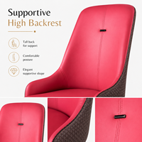 Chaise de salle à manger à dossier haut rouge rosé avec accoudoirs, assise rembourrée spacieuse, finition dorée, chaise de luxe bicolore pour hôtel et maison