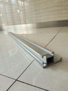 Regla guía <span class=keywords><strong>de</strong></span> aleación <span class=keywords><strong>de</strong></span> aluminio <span class=keywords><strong>de</strong></span> 1.2m <span class=keywords><strong>para</strong></span> sierras <span class=keywords><strong>de</strong></span> <span class=keywords><strong>mesa</strong></span> deslizantes, pieza <span class=keywords><strong>de</strong></span> repuesto <span class=keywords><strong>para</strong></span> <span class=keywords><strong>sierra</strong></span> <span class=keywords><strong>de</strong></span> panel - Product Image 3
