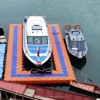 Plateforme flottante modulaire en HDPE durable avec piston pour quais de jet-skis et de bateaux dans les marinas