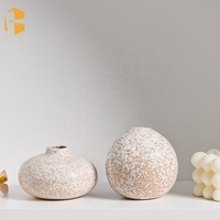 Diffuseur d'huile de parfum avec étiquette personnalisée en matériau céramique d'aromathérapie au design unique Diffuseur d'ambiance de luxe