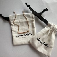 Petits sacs d'emballage recyclables personnalisés en coton pochette cadeau en toile avec cordon de serrage pour bijoux avec logo