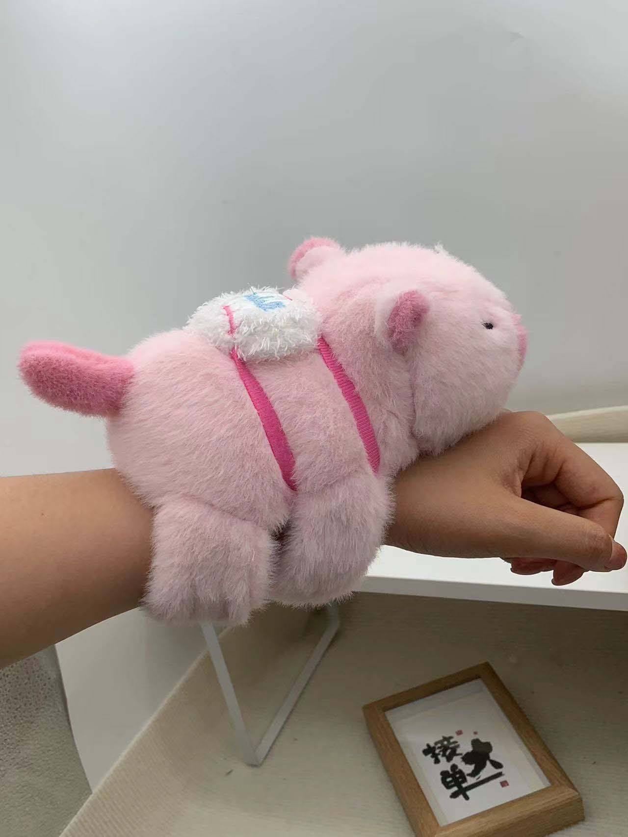 แหวนมือสีชมพู