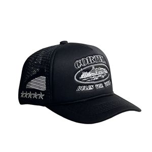 Cappello Trucker Grigio a 5 Pannelli di Alta Qualità per Sport all'Aperto Estivi, con Etichetta Personalizzata e Logo Ricamato su Richiesta - Product Image 2