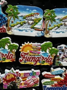 Fabbrica personalizzata paesi europei diversi <span class=keywords><strong>paese</strong></span> <span class=keywords><strong>città</strong></span> souvenir turistici Polyresin magnete frigorifero 3D resina magnete frigo - Product Image 5