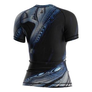 Camiseta Deportiva para Mujer, Elástica en 4 Direcciones, Diseñada para el Rendimiento, que Combina Características Protectoras con un Diseño Elegante para Atletas de Artes Marciales - Product Image 6