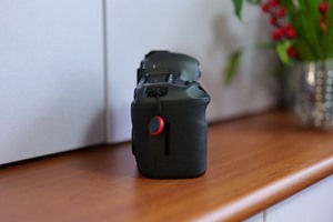 Máy ảnh DSLR Canon <span class=keywords><strong>EOS</strong></span> 100D/Rebel SL1/Kiss <span class=keywords><strong>X7</strong></span> 18.0MP APS-C đã qua sử dụng, có thẻ nhớ SD, quay video Full HD, thiết kế nhẹ - Product Image 4