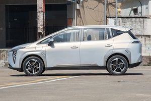 GAC AION Y Plus 610 Smart Edition SUV Elettrico con Batteria LFP da 68,2 kWh, Autonomia di 610 km, 150 kW, 225 Nm, Guida a Sinistra, Auto a Nuova Energia 2025 - Product Image 4