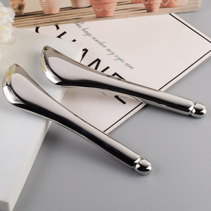 Herramienta de liberación miofascial Cuerpo de acero inoxidable Gua Sha Cuchara facial Punto de acupuntura Facial Gua Sha para piernas traseras Cuello - Product Image 4