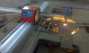 Cortadora de Plasma CNC Ligera - Máquina de <span class=keywords><strong>Corte</strong></span> de Viga Transversal de 2200 mm para Uso en Interiores y Exteriores - Product Image 3