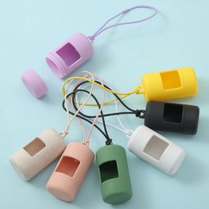 Support de sacs à déjections canines cylindrique personnalisable de couleur unie, écologique, réutilisable, lavable et portable pour animaux de compagnie - Vente en gros - Product Image 1