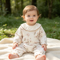 Combinaison pour bébé fille en coton à motif floral, col en dentelle à volants, manches longues, poignets à volants, boutons à pression, combinaison pour bébé