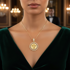 Sur mesure Médaillon pendentif en diamant à Méduse Style - Product Image 2