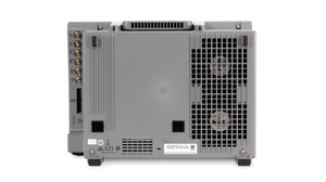 جهاز راسم الذبذبات في الوقت الفعلي من سلسلة Keysight MXR604B <span class=keywords><strong>Infiniium</strong></span>، 6 جيجاهرتز، 4 قنوات، دقة 10 بت، معدل أخذ العينات 16 جيجا عينة/ثانية - Product Image 4