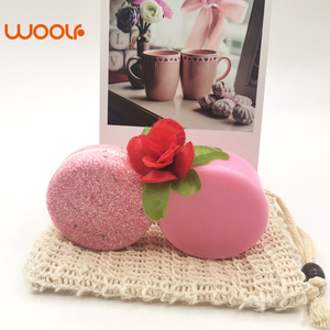 <span class=keywords><strong>Shampoo</strong></span> e Balsamo Solido Artigianale Anti-Prurito e Anti-Caduta dei Capelli con Profumazioni Rosa, Menta Piperita, Arancia e Mango - Product Image 2