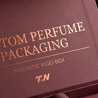 Boîte à parfum rigide de luxe personnalisée, style livre rouge, magnétique, avec doublure en éponge réutilisable, insert ajusté haut de gamme, écologique, pour présentation