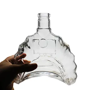 Customizable Super Flint Material Spirits Bottle for Whiskey, Vodka, Tequila, Gin Distinctive Shape and Finish