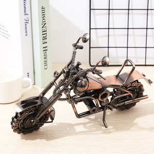 Cổ Điển Thêm Lớn Mạ Vàng Kim Loại Mô Hình Xe Máy Khắc Động Vật Chủ Đề Giáng Sinh Trang Trí Lưu Niệm Cho Trang Trí Nội Thất Du Lịch - Product Image 5