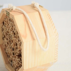 Casa de insectos de madera octogonal de 15x15 cm, hotel para abejas, para apicultura y decoración de jardín - Product Image 1