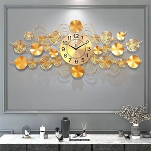 Decoración de Pared Metálica de Lujo, Escultura de Pared Metálica Dorada con Diseño Floral, <span class=keywords><strong>Reloj</strong></span> de Espejo para Sala de Estar, Dormitorio, Decoración del Hogar - Product Image 1