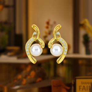 Boucles d'oreilles pendantes tendance en acier inoxydable 316L plaqué or PVD avec incrustation de perles et de cristaux pour femmes - Product Image 3