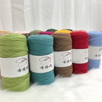 Vente en gros directe 200g haute élasticité T-shirt fil tissu bandes teint motif bricolage tricot tapis sacs à la main Crochet pantoufles