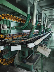 Ligne de production de panneaux sandwich PU PIR pour la construction, matériaux de construction, isolation automatique, panneaux muraux et de toiture - Product Image 5