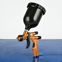 Pistola de Pintura Profesional para Automóviles ROKO Modelo 7800 Ultra con Boquilla de 1.3 mm, Alimentación por Gravedad de 600 ml, Certificación CE, Uso Automotriz en Aluminio