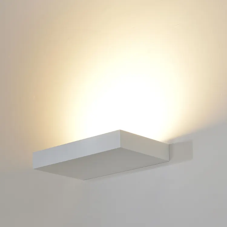 कैसे उज्ज्वल आधुनिक सफेद दीवार प्रकाश के लिए एलईडी दीवार दीपक 18W एल्यूमीनियम दीवार रोशनी बेडरूम कमरे में रहने वाले