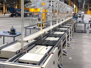 Geautomatiseerd 2.5x-Speed Aluminium Kettingtransportsysteem Met Palletbehandeling Nieuw Voor Een Fabriek - Product Image 3