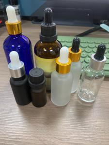 ขวดแก้วใสแบบหยดสำหรับน้ำมันหอมระเหยและเอสเซนส์ ขนาด 20 มล. 30 มล. 50 มล. 100 มล. ขวดบรรจุภัณฑ์เครื่องสำอางที่ปรับแต่งได้ - Product Image 6