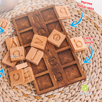 Scrabble en bois pour tout-petits Criss-Crosswords Alphabet Puzzle Spelling Board avec des tuiles de mots