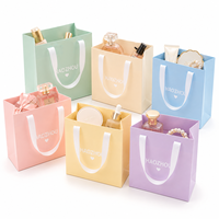 Sac en papier écologique personnalisé avec logo, sac cadeau en carton blanc avec poignée en ruban pour cosmétiques, bijoux, boutique