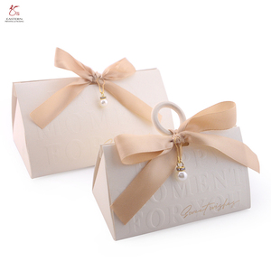 <span class=keywords><strong>Triangle</strong></span> en papier kraft recyclable avec poignée cérémonie boîte à bonbons de mariage boîte-cadeau en papier créatif haut de gamme de mariage - Product Image 6