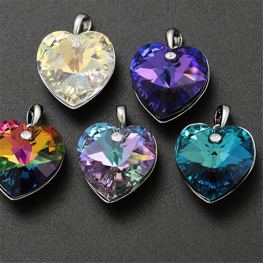 35458 Xuping jewelry luxurious Austrian high-end crystal simulation jewelry Classic Heart Ocean Heart Pendant